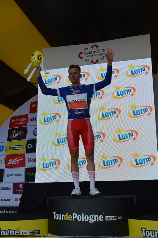 Finisz II etapu wyścigu kolarskiego Tour de Pologne w Zamościu [META]