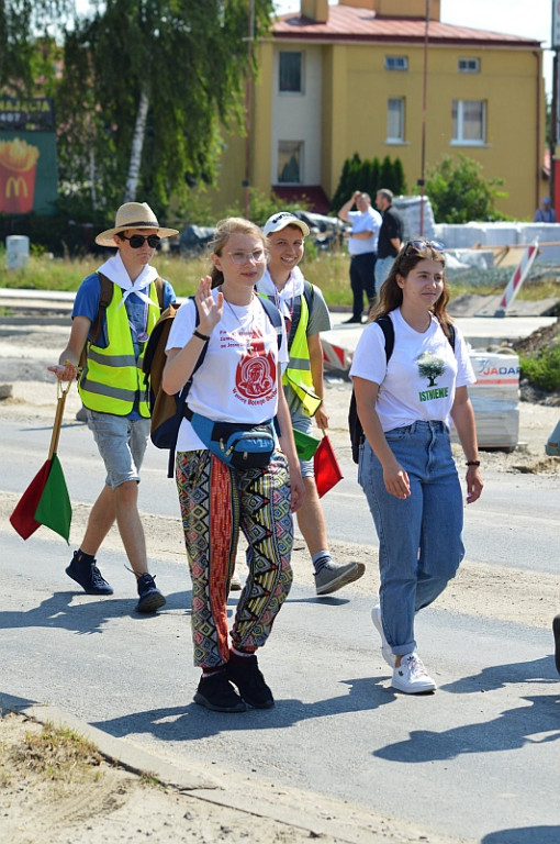 Wyruszyła 40 piesza pielgrzymka zamojsko-lubaczowska na Jasną Górę