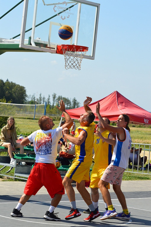 Sportowe zakończenie wakacji nad zamojskim zalewem z koszykówką 3x3