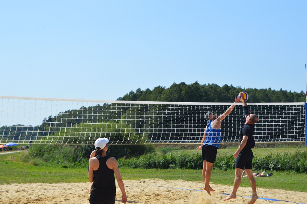 Sportowe zakończenie wakacji nad zamojskim zalewem z koszykówką 3x3