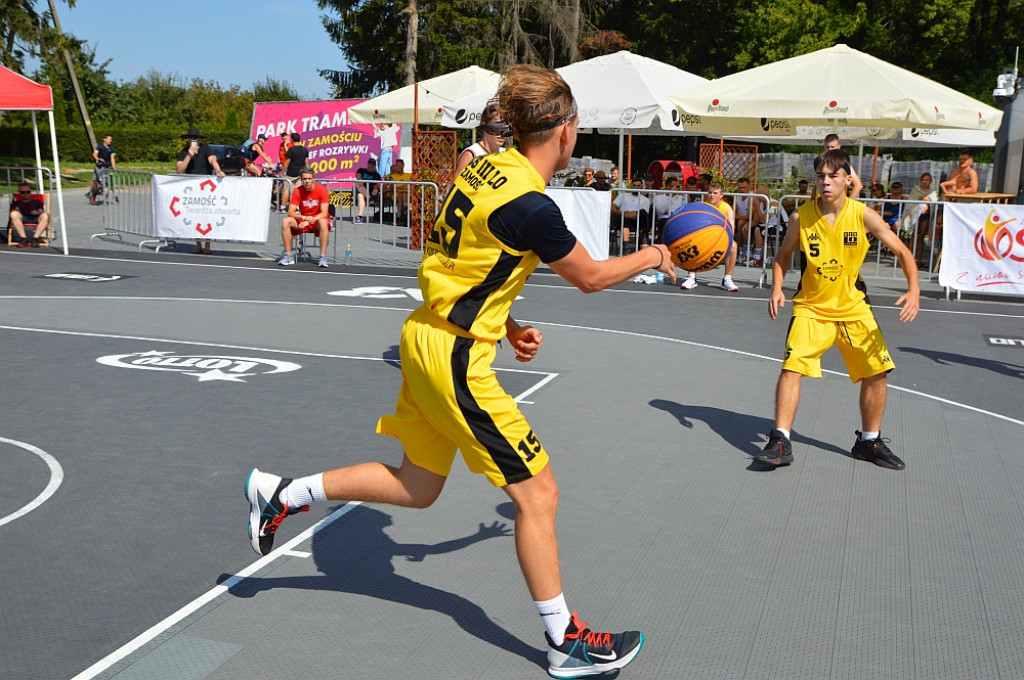 Sportowe zakończenie wakacji nad zamojskim zalewem z koszykówką 3x3