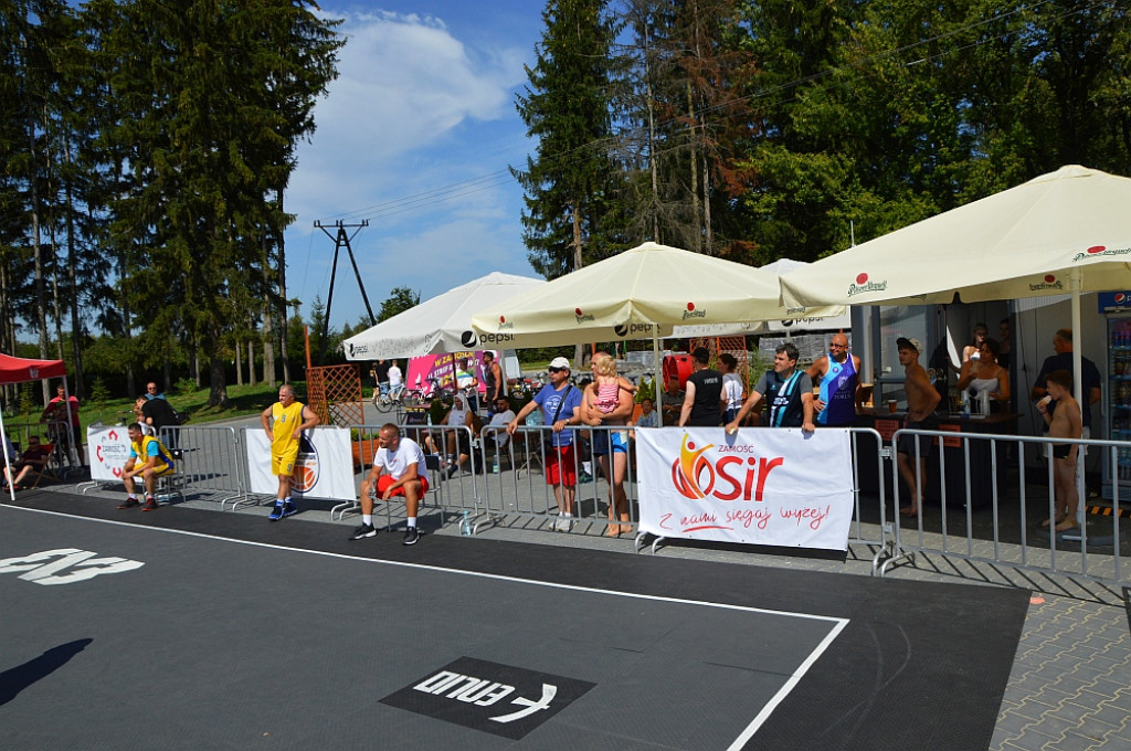 Sportowe zakończenie wakacji nad zamojskim zalewem z koszykówką 3x3