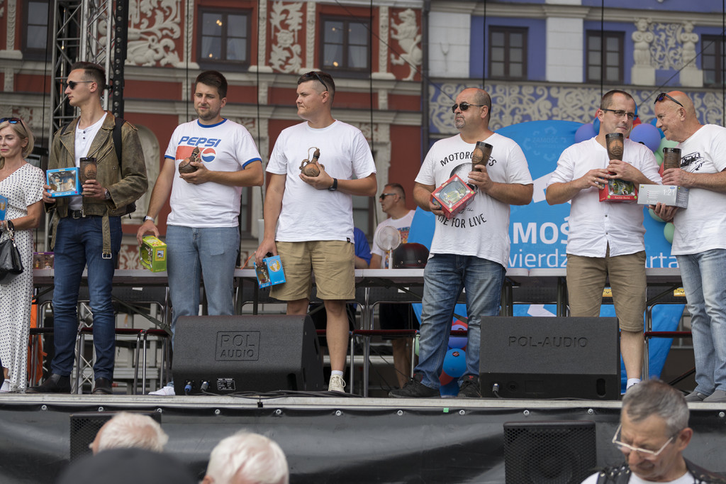 Pierwszy zlot pojazdów zabytkowych w Zamościu. To był świetny debiut!