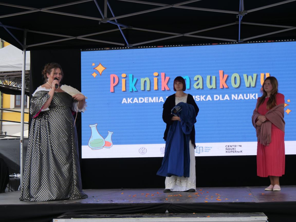 Zabawa i nauka z Akademią Zamojską