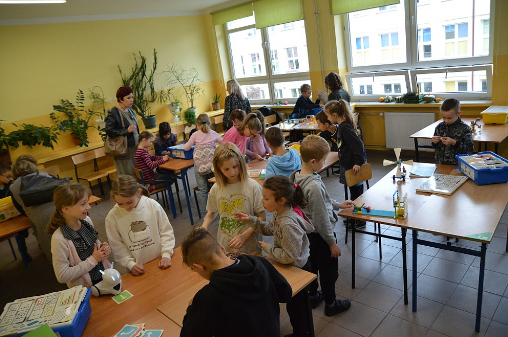 Uroczyste ślubowanie uczniów klas I SP3 i otwarcie Laboratorium Przyszłości