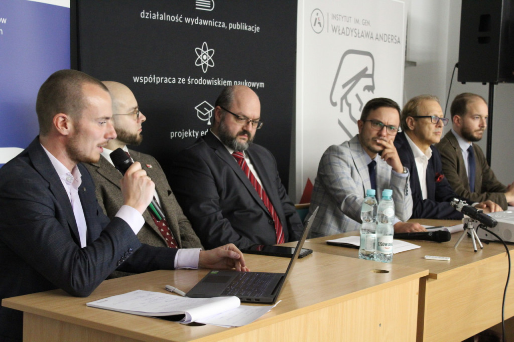 Forum Polonijne w murach AZ