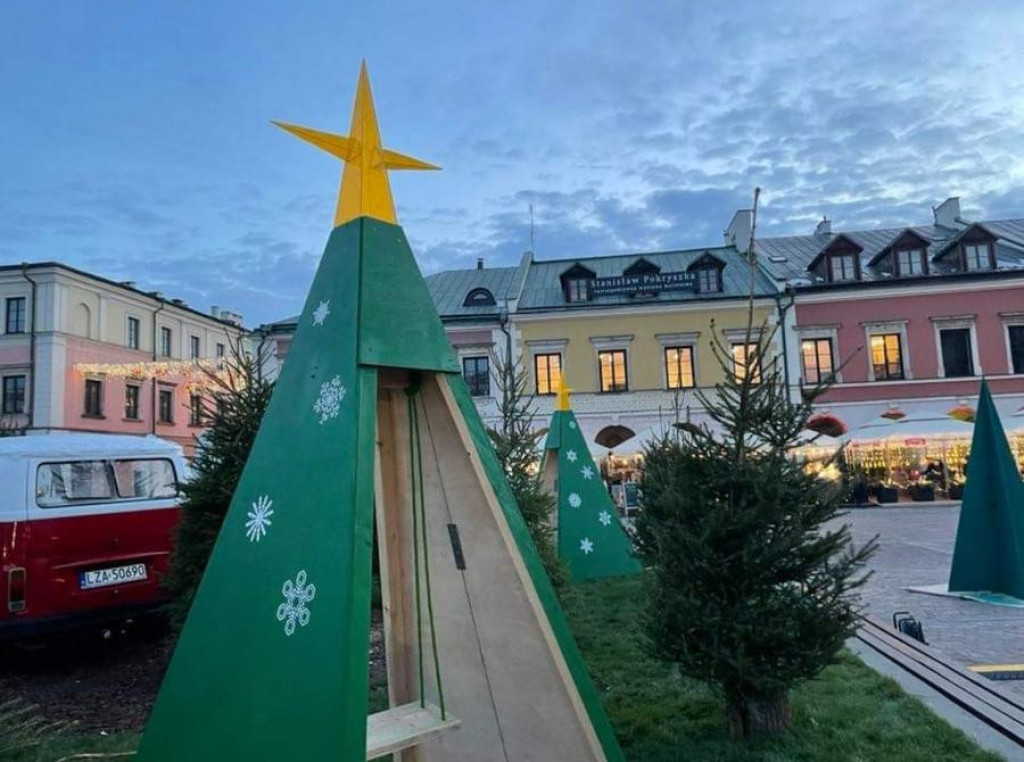 Na Rynku Wielkim od 11 grudnia pojawiła się nowa dekoracja