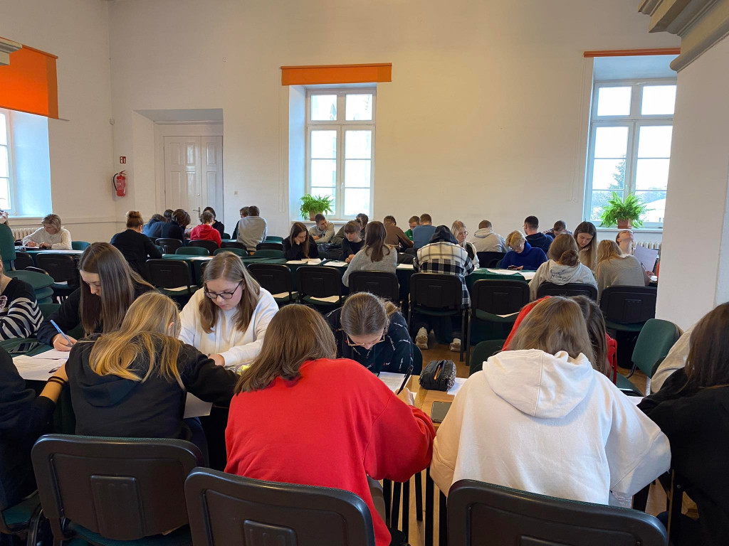 Młodzież przeciw przemocy w I LO