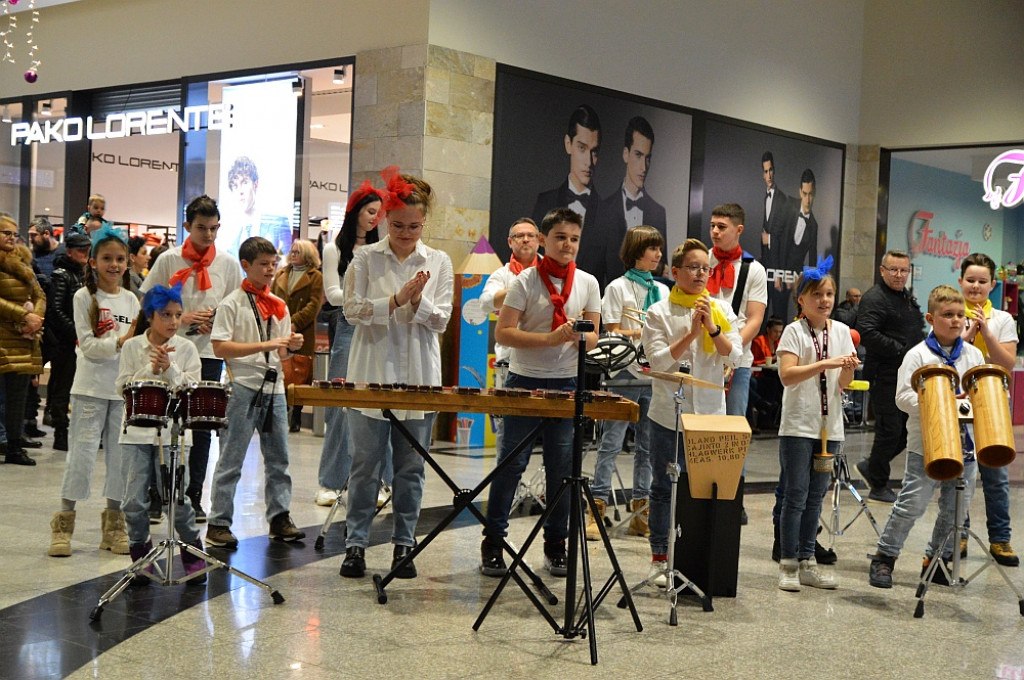 FLASHMOB w Galerii Twierdza