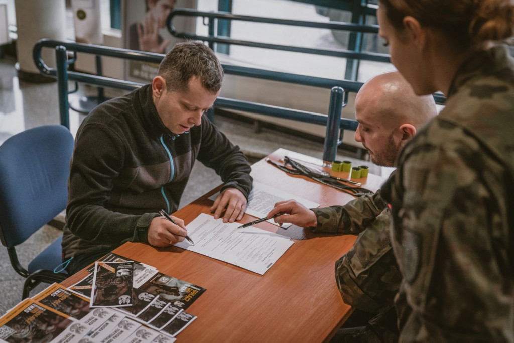 Mobilni rekruterzy 2 LBOT ruszają w teren