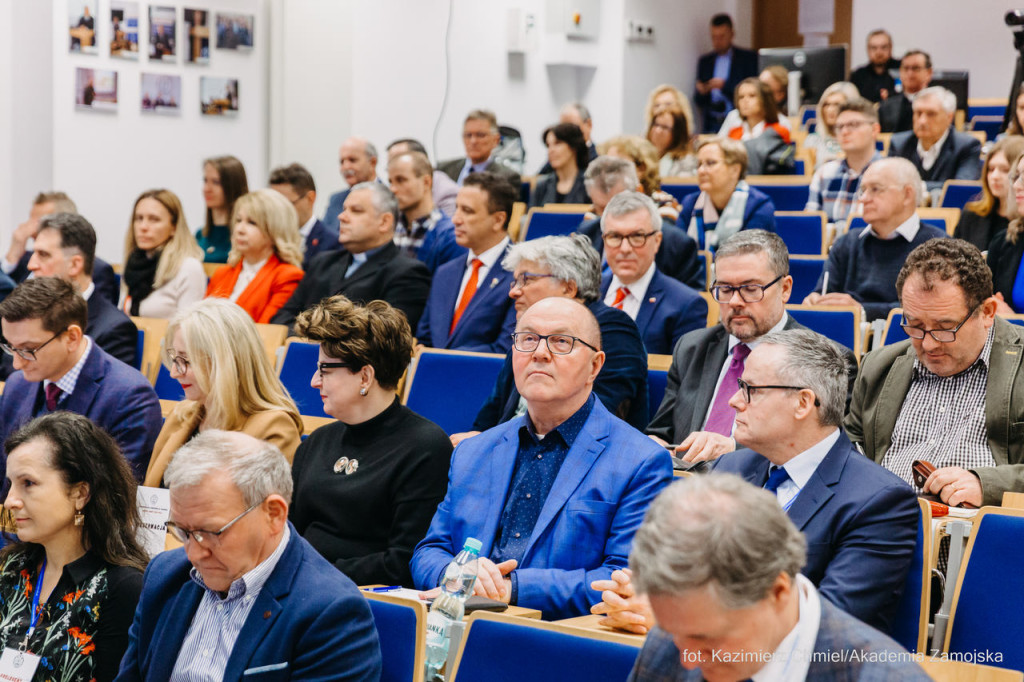 W trosce o pamięć … konferencja „Aktion Zamość 1942-1943” w Akademii Zamojskiej