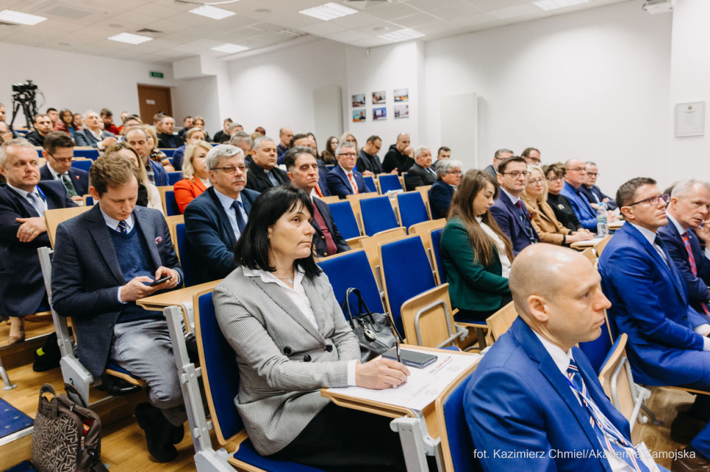 W trosce o pamięć … konferencja „Aktion Zamość 1942-1943” w Akademii Zamojskiej