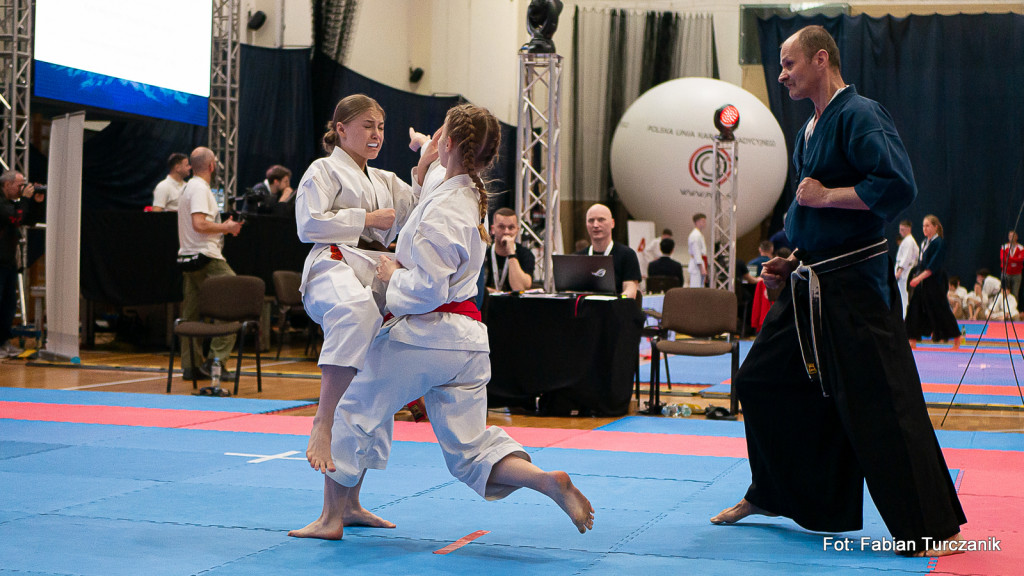 Karatecy Roztoczańskiego Klubu Karate Tradycyjnego z 22 medalami Mistrzostw Polski