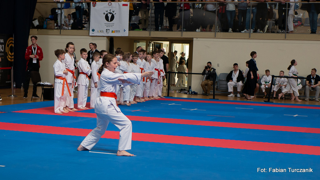 Karatecy Roztoczańskiego Klubu Karate Tradycyjnego z 22 medalami Mistrzostw Polski