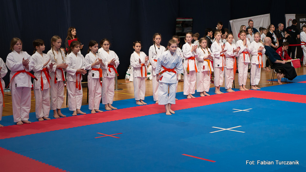 Karatecy Roztoczańskiego Klubu Karate Tradycyjnego z 22 medalami Mistrzostw Polski