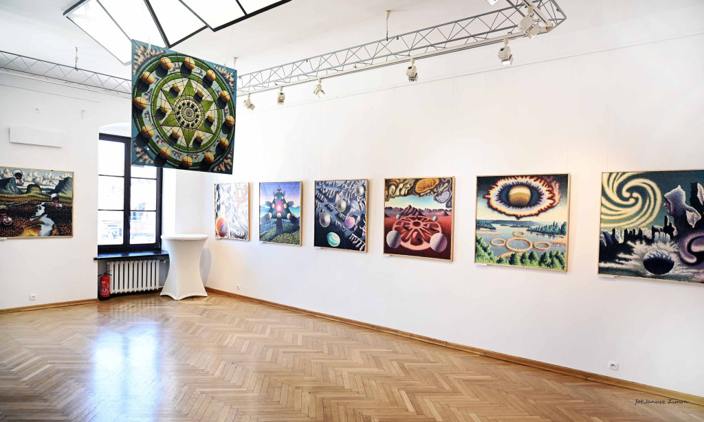 BWA - Galeria Zamojska zaprasza na wystawę Roberta Gomułki