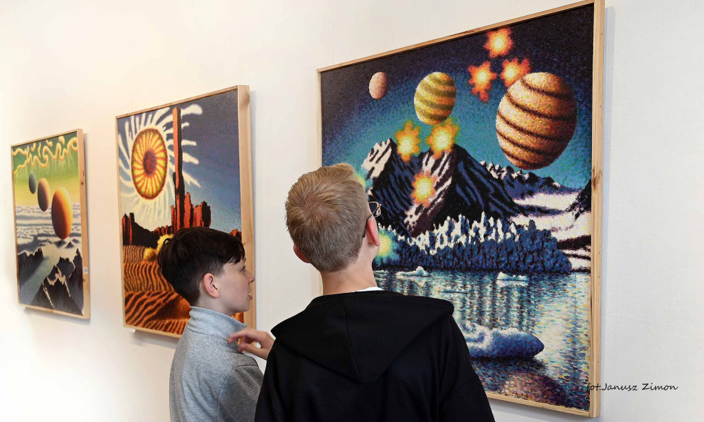 BWA - Galeria Zamojska zaprasza na wystawę Roberta Gomułki
