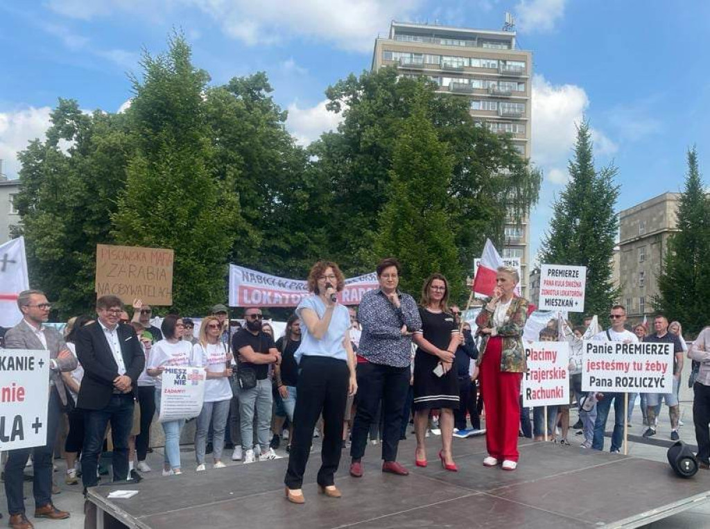 Protest mieszkańców Zamościa pod Sejmem