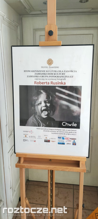 Wystawa fotografii pt. “Chwile” Roberta Rusinka