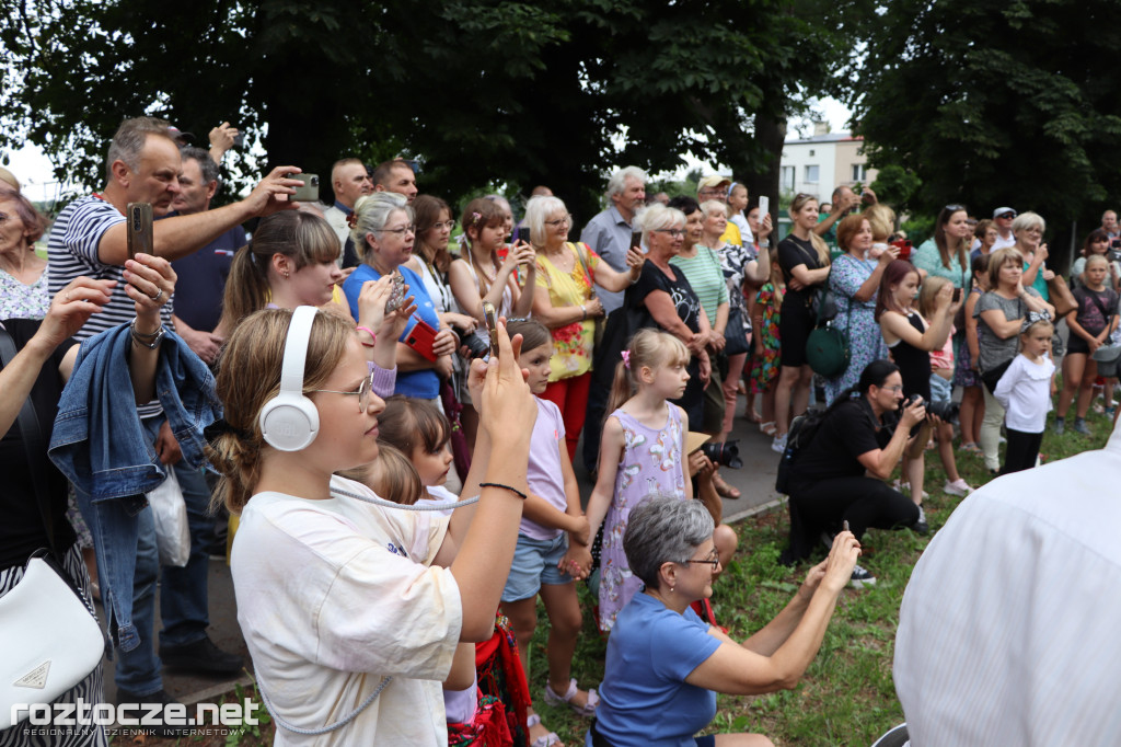 Korowód zespołów i koncert inauguracyjny XX Festiwalu EUROFOLK