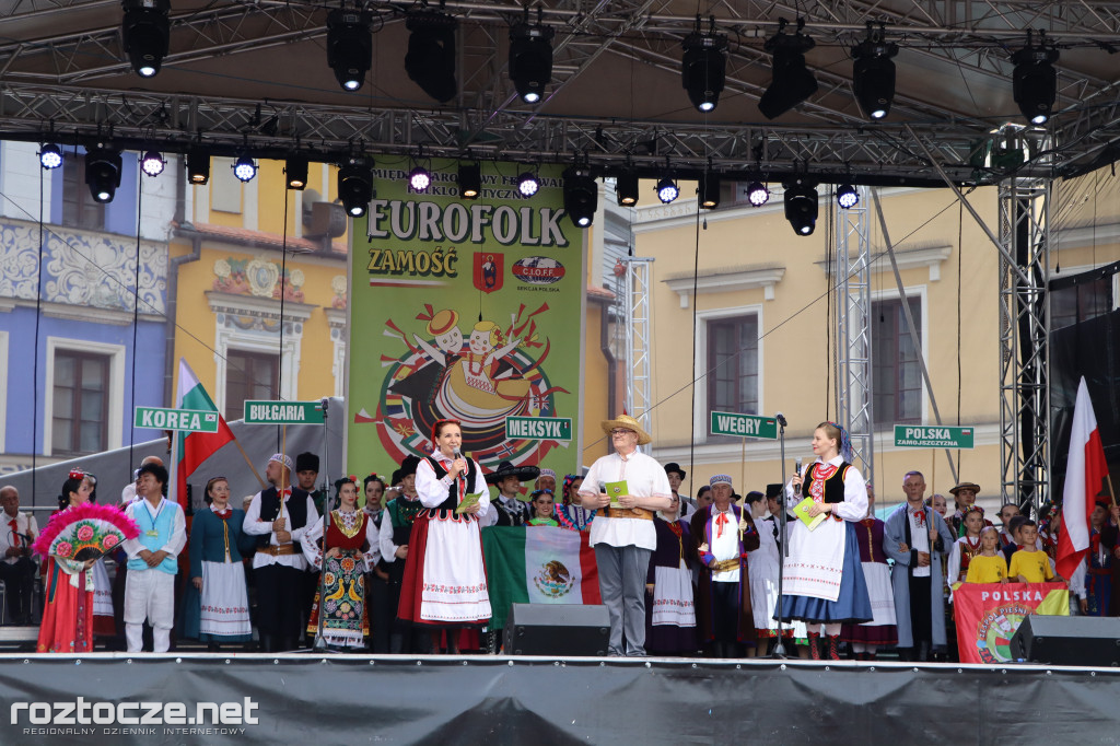 Korowód zespołów i koncert inauguracyjny XX Festiwalu EUROFOLK