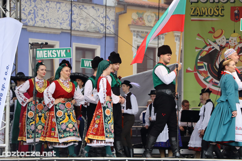 Korowód zespołów i koncert inauguracyjny XX Festiwalu EUROFOLK