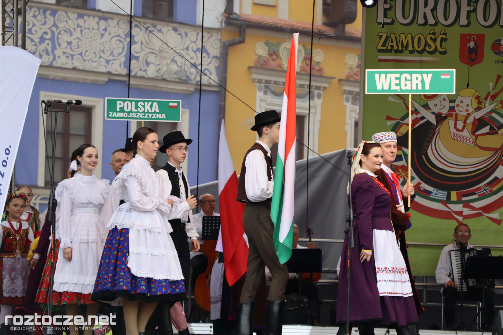 Korowód zespołów i koncert inauguracyjny XX Festiwalu EUROFOLK