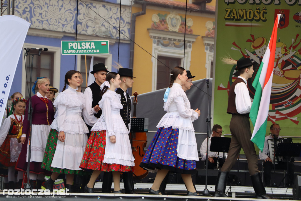 Korowód zespołów i koncert inauguracyjny XX Festiwalu EUROFOLK