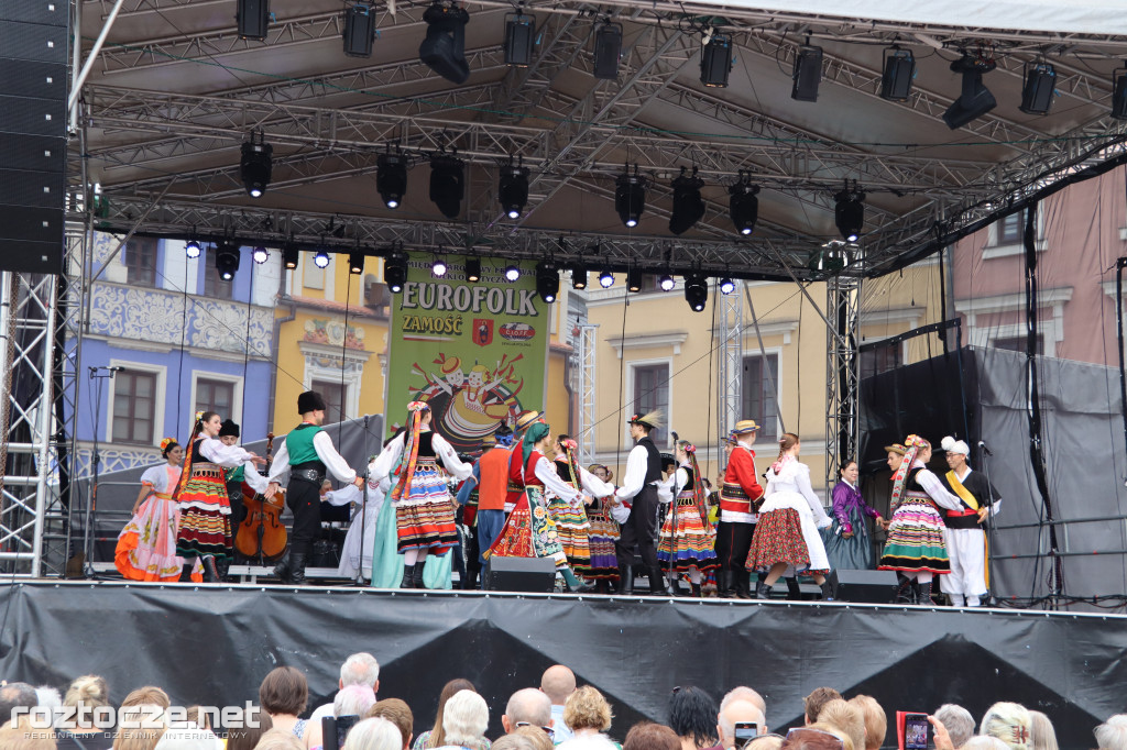 Korowód zespołów i koncert inauguracyjny XX Festiwalu EUROFOLK