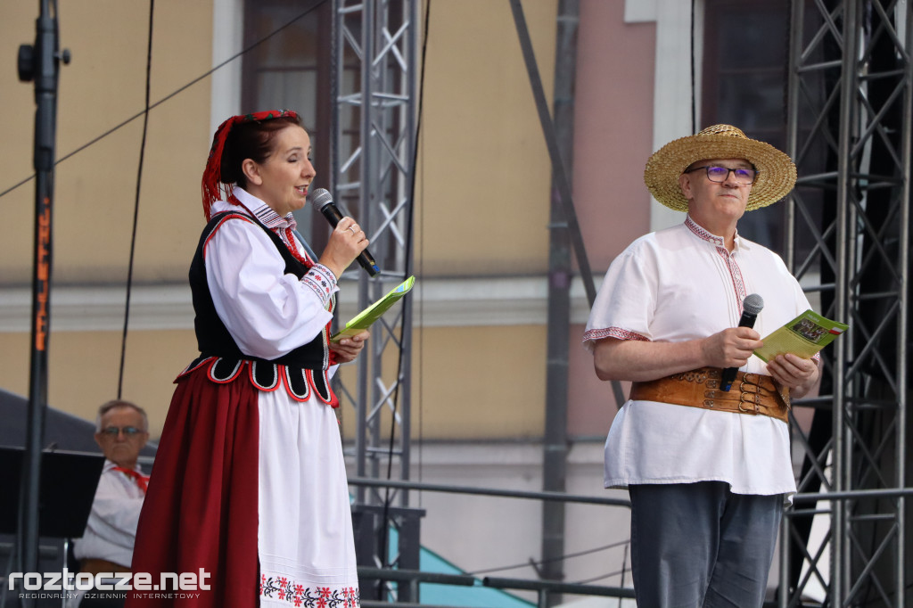 Korowód zespołów i koncert inauguracyjny XX Festiwalu EUROFOLK