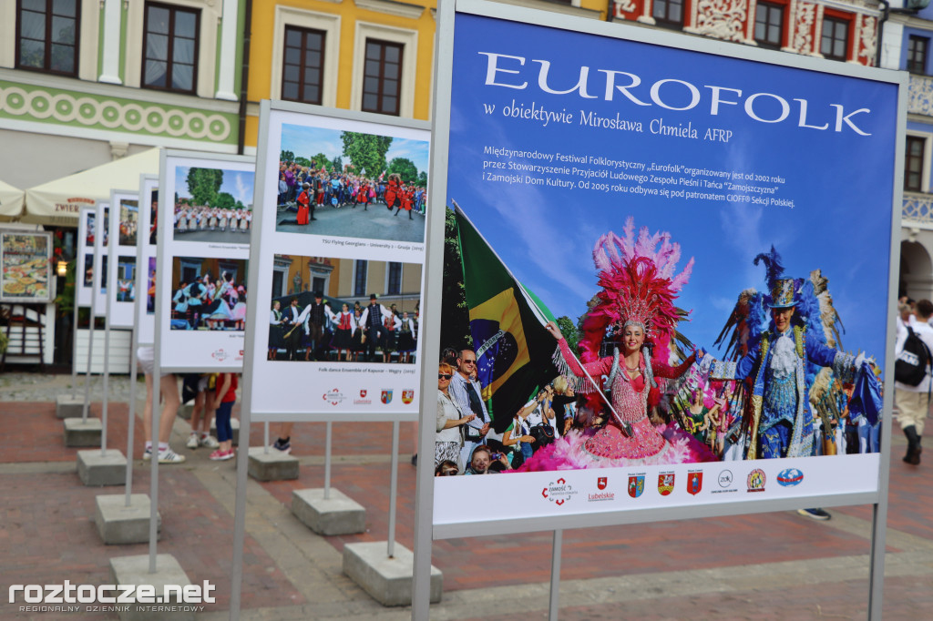 Korowód zespołów i koncert inauguracyjny XX Festiwalu EUROFOLK