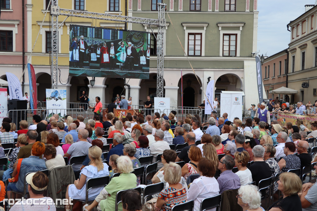 Korowód zespołów i koncert inauguracyjny XX Festiwalu EUROFOLK