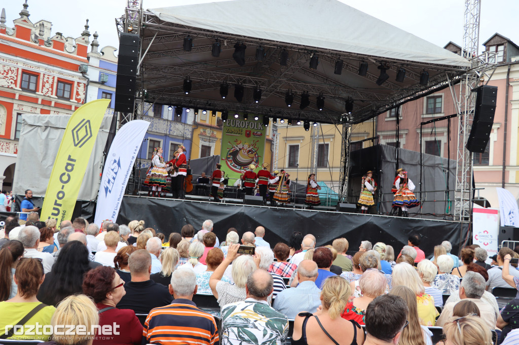 Korowód zespołów i koncert inauguracyjny XX Festiwalu EUROFOLK