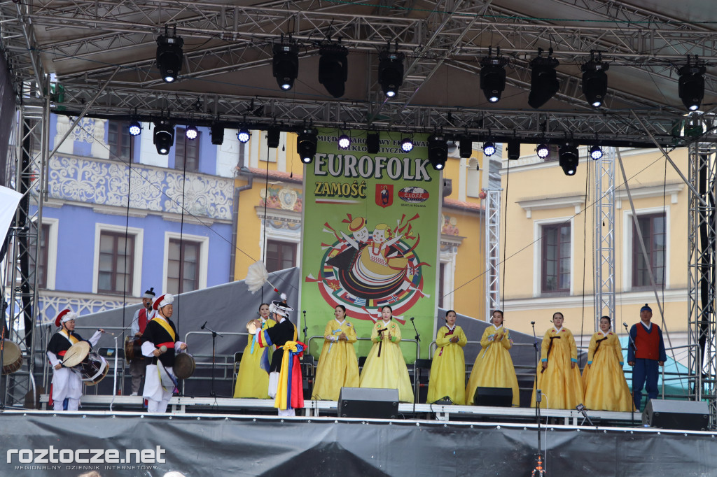 Korowód zespołów i koncert inauguracyjny XX Festiwalu EUROFOLK