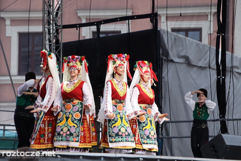 Korowód zespołów i koncert inauguracyjny XX Festiwalu EUROFOLK