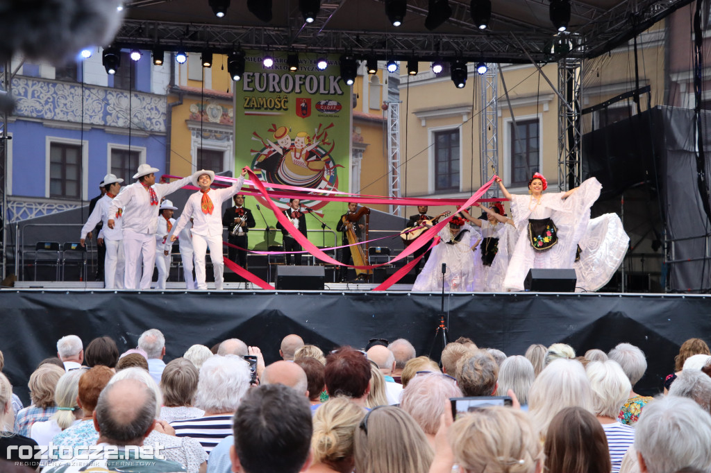 Korowód zespołów i koncert inauguracyjny XX Festiwalu EUROFOLK