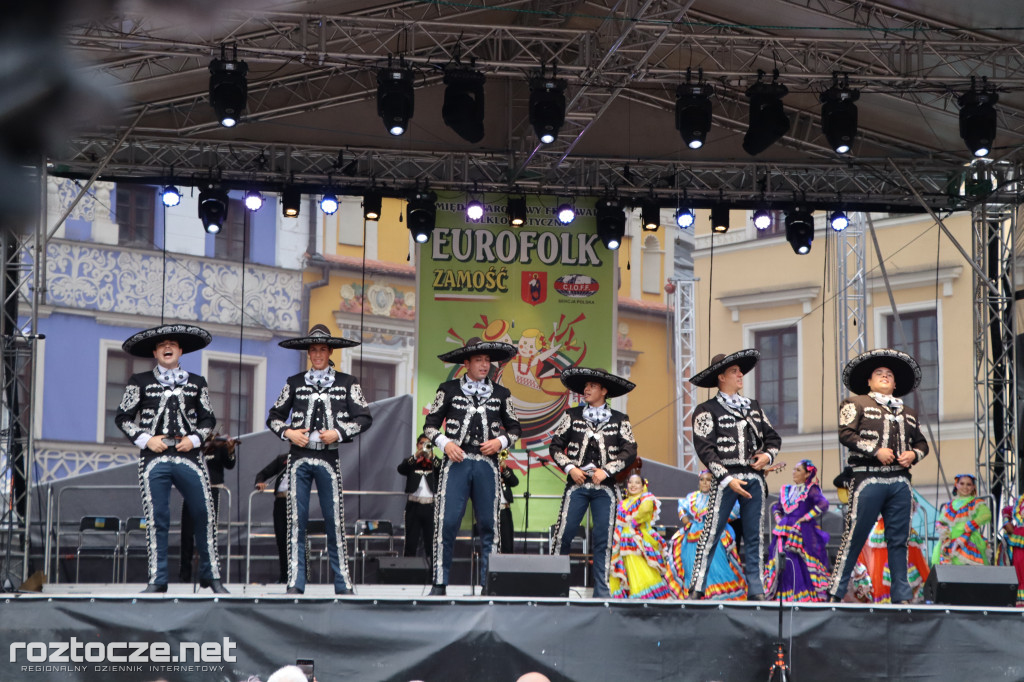 Korowód zespołów i koncert inauguracyjny XX Festiwalu EUROFOLK