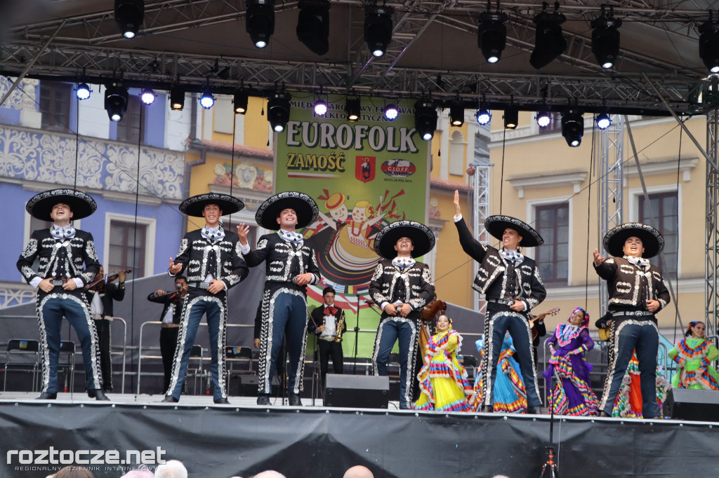 Korowód zespołów i koncert inauguracyjny XX Festiwalu EUROFOLK