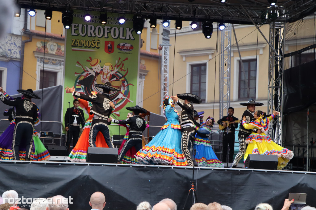 Korowód zespołów i koncert inauguracyjny XX Festiwalu EUROFOLK