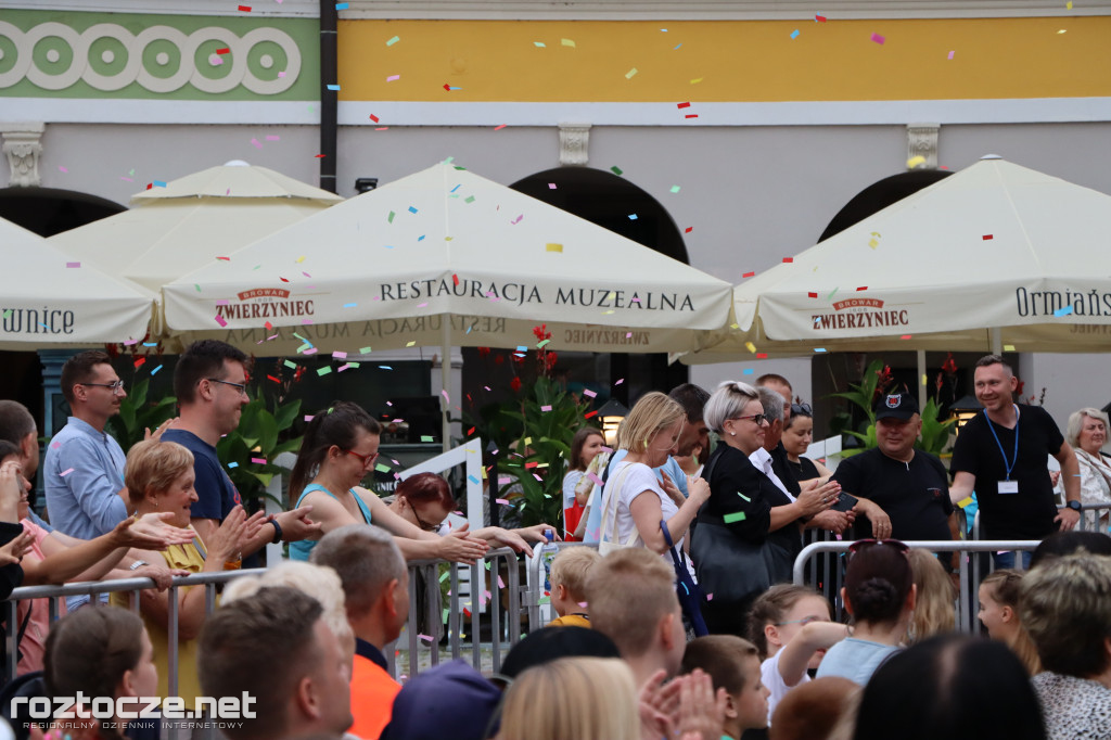 Korowód zespołów i koncert inauguracyjny XX Festiwalu EUROFOLK