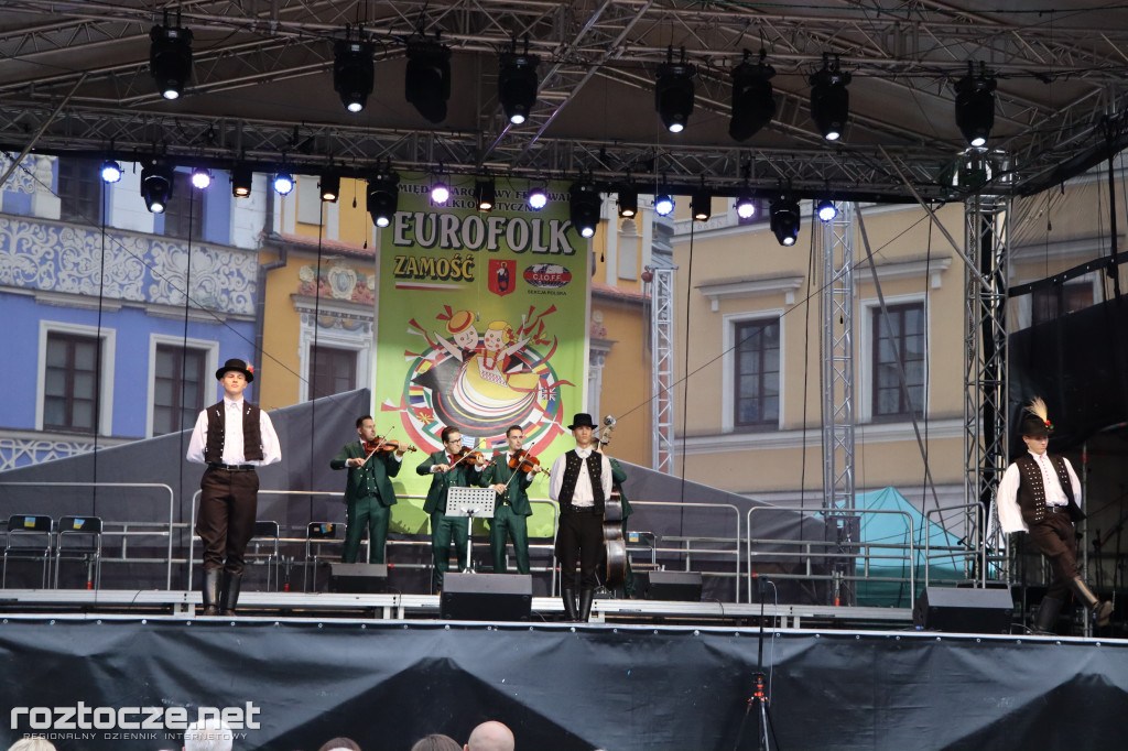 Korowód zespołów i koncert inauguracyjny XX Festiwalu EUROFOLK