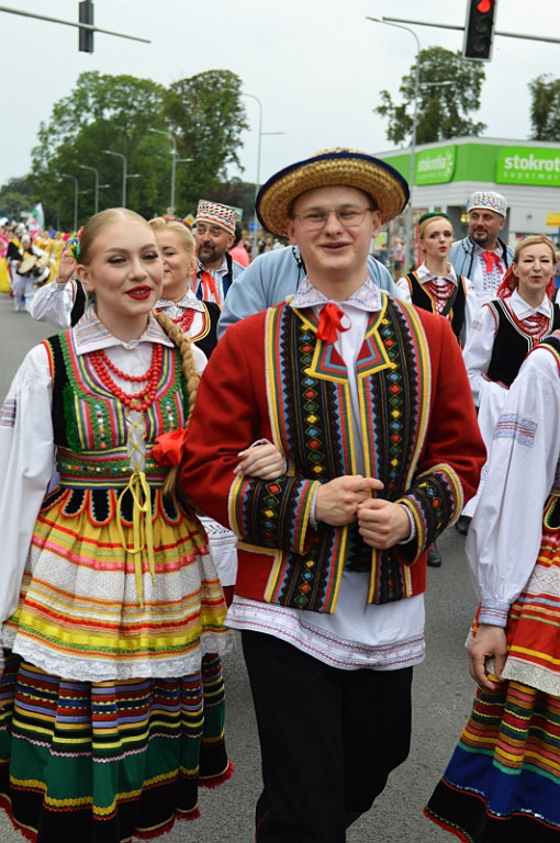 Korowód i koncert inauguracyjny XX Festiwalu EUROFOLK w obiektywie Pawła