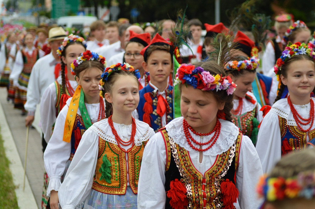 Korowód i koncert inauguracyjny XX Festiwalu EUROFOLK w obiektywie Pawła