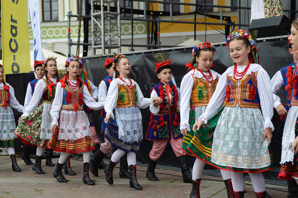 Korowód i koncert inauguracyjny XX Festiwalu EUROFOLK w obiektywie Pawła
