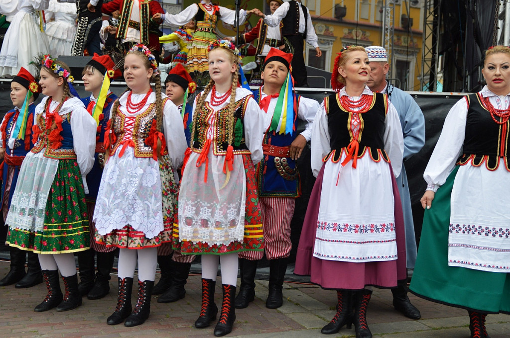 Korowód i koncert inauguracyjny XX Festiwalu EUROFOLK w obiektywie Pawła