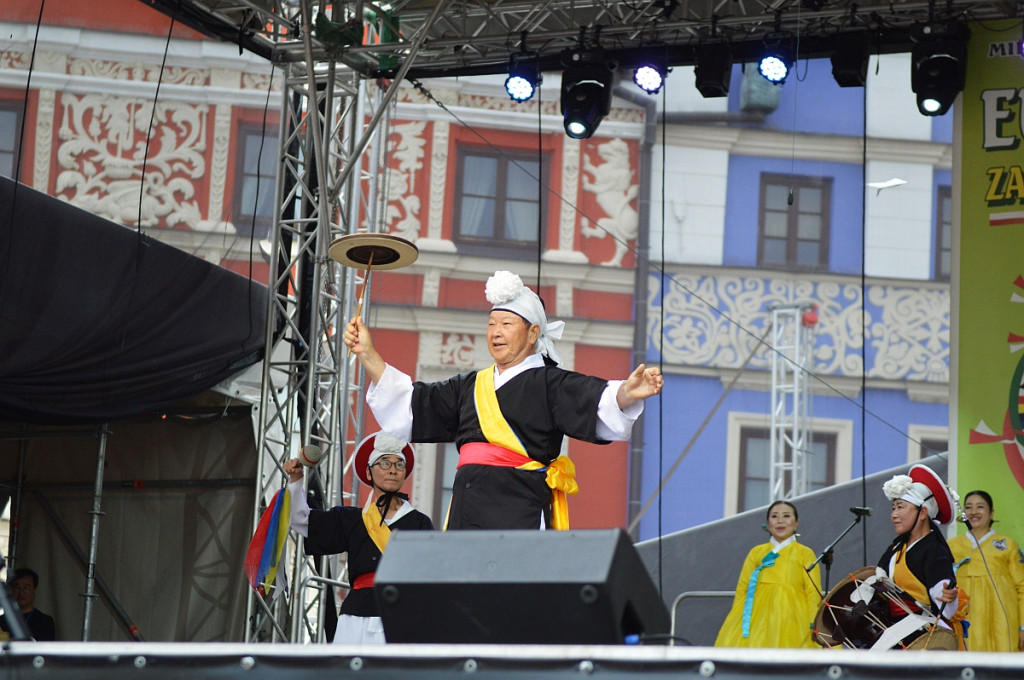 Korowód i koncert inauguracyjny XX Festiwalu EUROFOLK w obiektywie Pawła