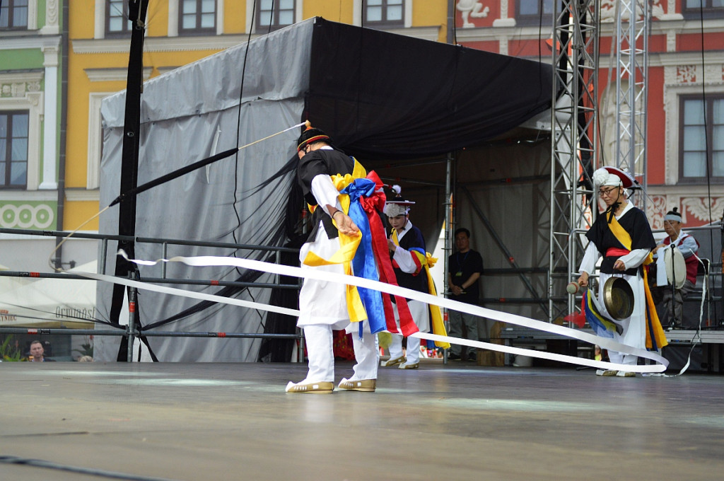 Korowód i koncert inauguracyjny XX Festiwalu EUROFOLK w obiektywie Pawła