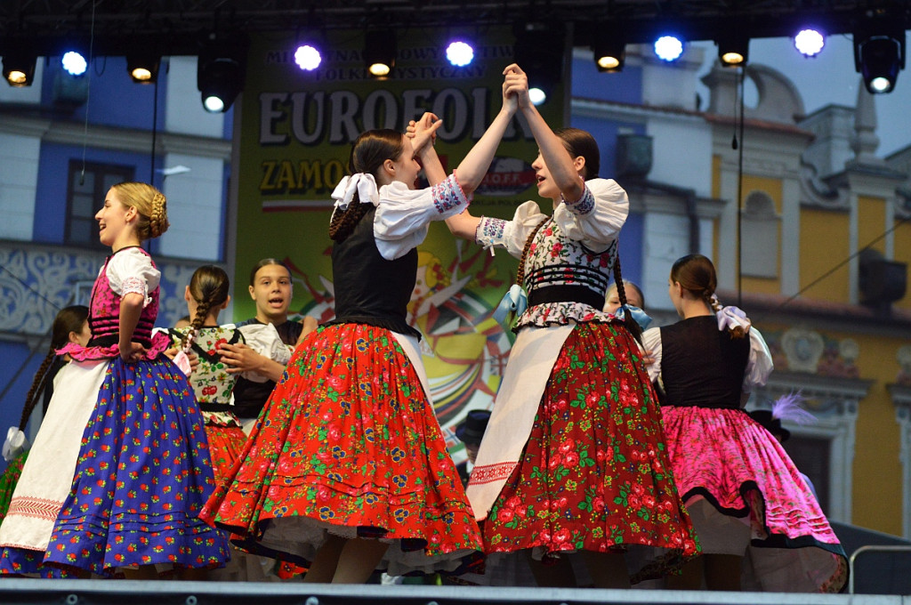 Korowód i koncert inauguracyjny XX Festiwalu EUROFOLK w obiektywie Pawła