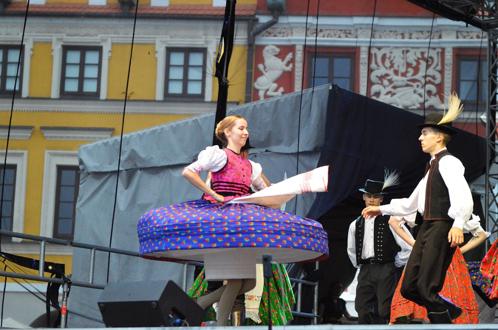 Korowód i koncert inauguracyjny XX Festiwalu EUROFOLK w obiektywie Pawła