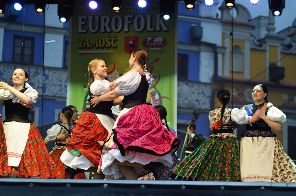 Korowód i koncert inauguracyjny XX Festiwalu EUROFOLK w obiektywie Pawła